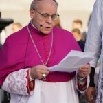 Rückblick: Rosenkranzprozession in Einsiedeln mit 750 Personen 19 20231006 173653 02540